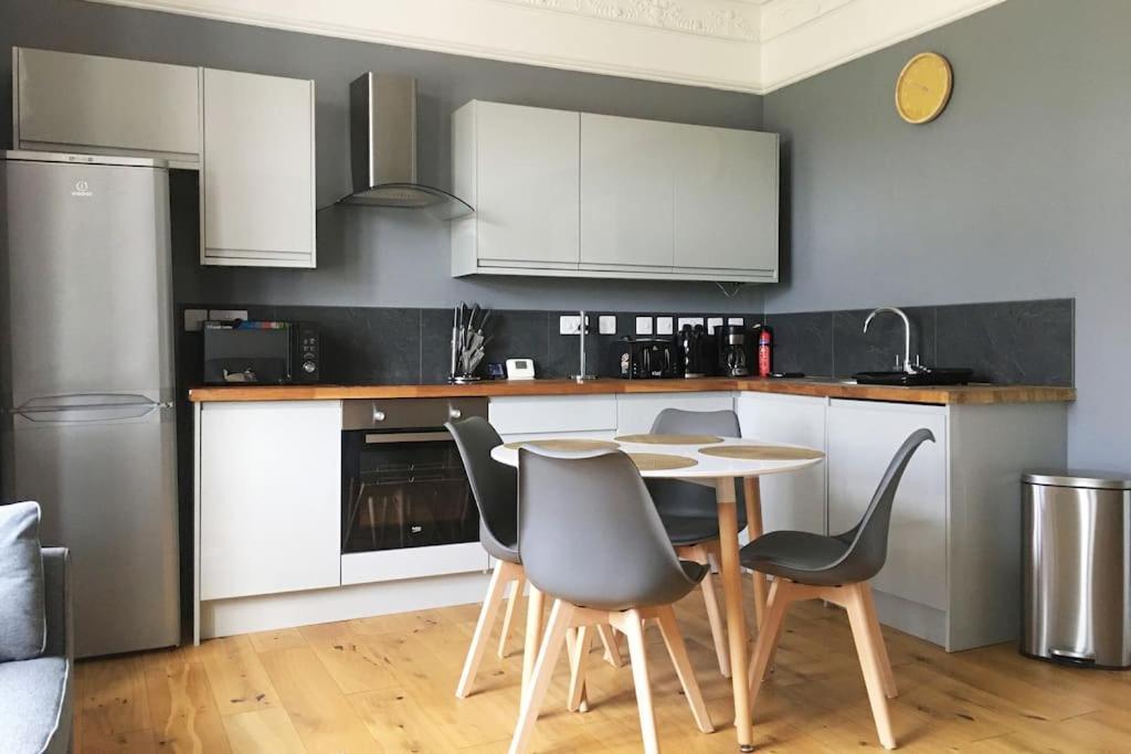 נורת' וולסהאם Stylish 2 Bed Apart In The Heart Of North Norfolk מראה חיצוני תמונה